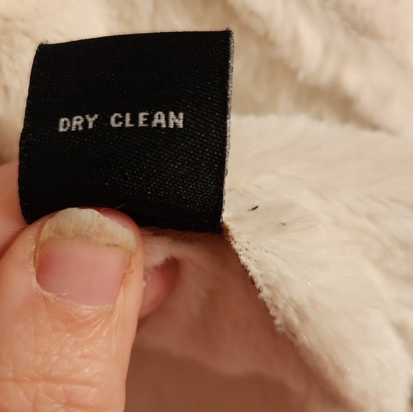 Me Jane Faux Shearling Boho Vest - Picture 8 of 9